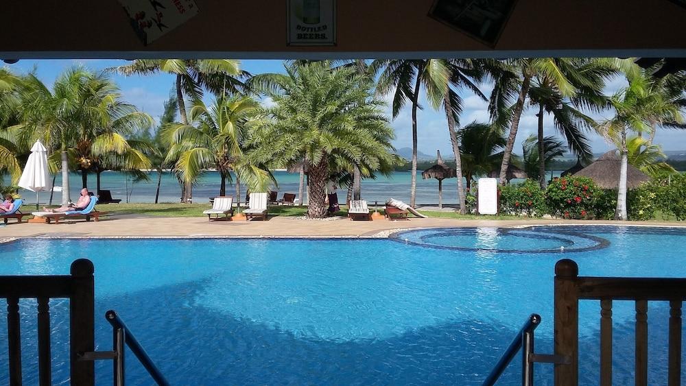 Jalsa Beach Hotel & Spa Poste Lafayette Exteriér fotografie